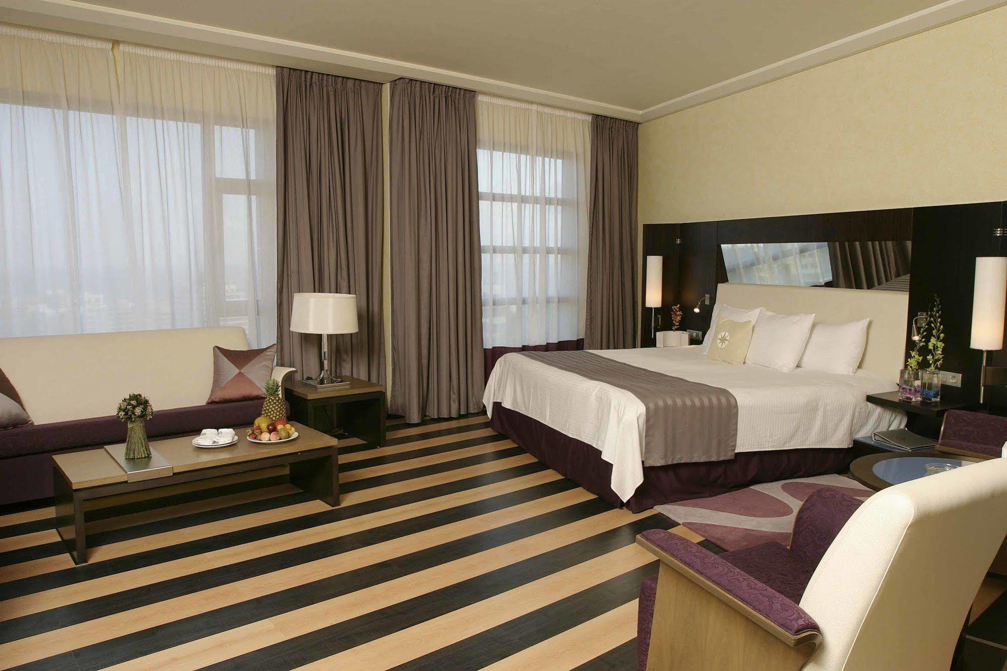 Hotel Four Points By Sheraton Le Verdun